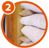 押入の布団の間